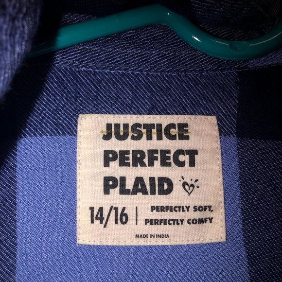 Plaid flannel - Picture 2 of 2